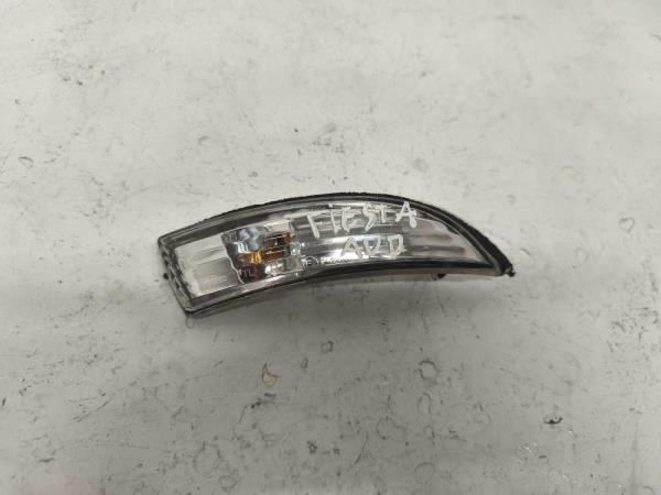 REPETITEUR DE RETROVISEUR DROIT FORD - Vue 1